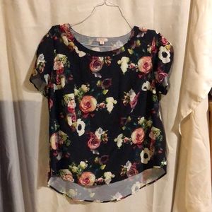 Hi lo floral tunic with tulip sleeves